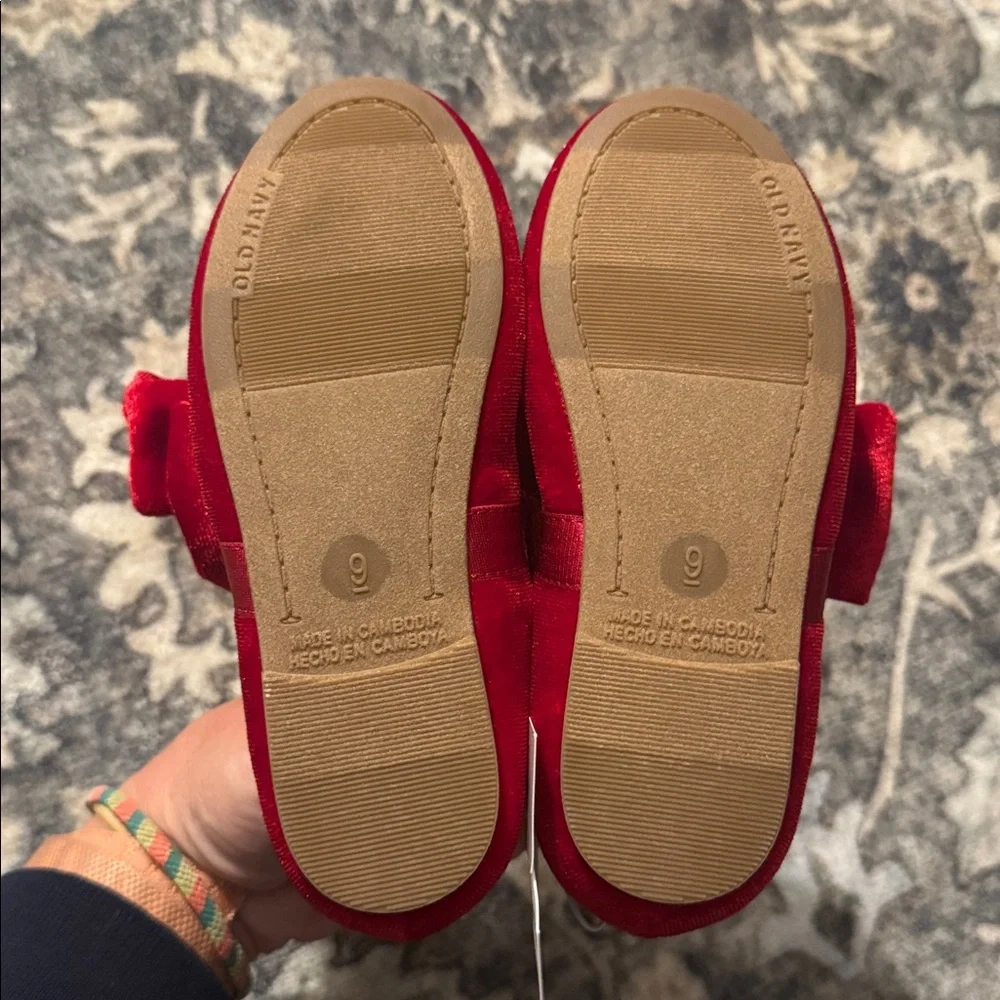 NWT Old Navy Toddler Velvet Shoes